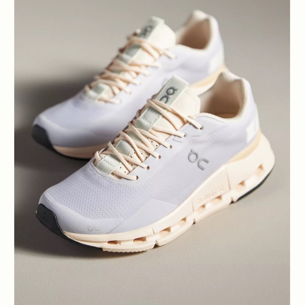 On Cloudnova Form Sneakers Size 8.5 - Picture 11 of 11